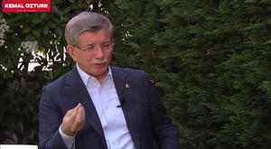 Ahmet Davutoğlu ile Türk Dış Politikası Üzerine 