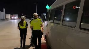 Bursa'da 10 katlı iş merkezi alev alev yandı