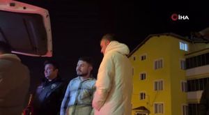 Telefonla konuşurken TIR'ın altında kaldı