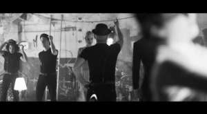 Aynur Aydın - Bi Dakika