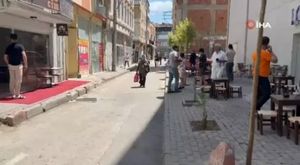Saklambaç oynayan kapkaççıyı, polis sobeledi...O anlar kamerada