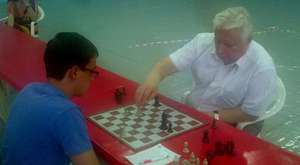 Evgeni Vasiukov, en beğendiği 15 oyuncuya karşı oynuyor