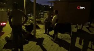 Motosiklet otomobile arkadan çarptı