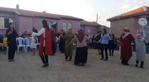 Türkiye Birincisi Olan Hakkari Folklor Ekibi 