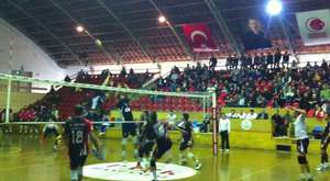 Afyon Belediye evinde galip  İzmir Socar Petkim Spor'
