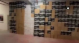 Eşyasını kurtarmaya çalışan depremzede ‘pes’ dedirtti