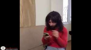 İtalyan asıllı Müslüman çocuk namaz surelerini okuduğu görüntü