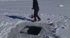 Yarı çıplak markete girdi!