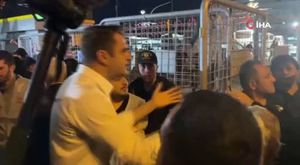 PEHLİVANLARI ALNINDAN ÖPMÜŞTÜ: ELEŞTİRİLERE YANIT VERDİ