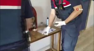 Kontrolden çıktı böyle takla attı, kaza yapan çiftin burnu kanamadı