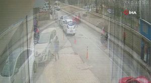 Boşanma aşamasında olduğu eşinin evine kurşun yağdırdı