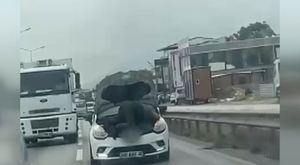 ÇOCUKLARINA İŞKENCE YAPIP KAYIT ALTINA ALDI