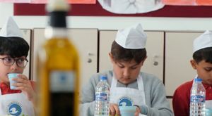 Bursa plakalı minibüs dereye düştü! Sürücü ise...