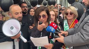 Bursa'da berberden girilen kahvehaneye baskın düzenlendi! -2