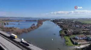 Bursa'da korkutan kaza: Yayaya motosiklet çarptı: 3 yaralı