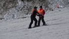 Mucize Uludağ'da gerçekleşti: Görme engelli gençler kayakla tanıştı