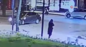 Yüzünü bile hatırlamadığı annesinin Bursa'daki mezarının karşısına okul yaptırdı