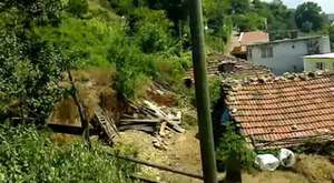 Bafra çamaltı köyünün yöresel sanatçısı Cavit dönmez