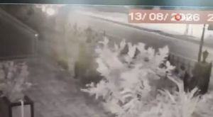 Otomobil ile motosikletin kazası kamerada: 1 yaralı