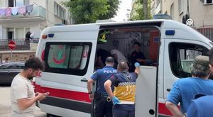 Gece yarısı sokak kavgasında yumruklar konuştu