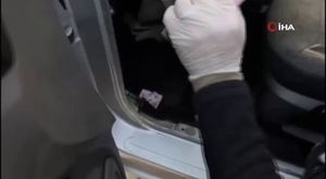 Bursa'da el freni çekilmeyen araç kazaya sebep oldu!