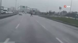 Bursa'da 'yol verme' tartışması kamerada