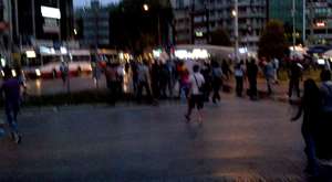 İzmir Konak Meydanı'nda Ekvator'dan tınılar