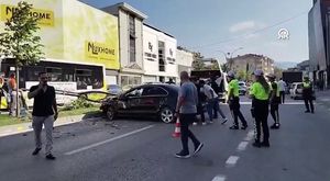Bursa'da facia! Tır akaryakıt istasyonuna daldı: 1 kişi hayatını kaybetti...