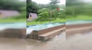 Park halindeki otomobile çarptı, takla attı
