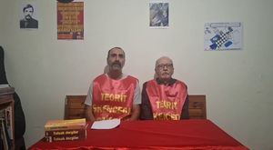 Almanya KölnHavaalanında İran’a Giden Zafere Kadar Heyeti Gözaltına Alındı