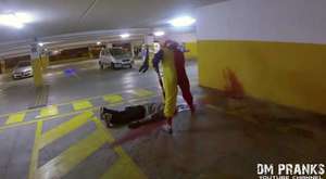 I Never Thought Clowns Could Be So Scary... Until I Saw This Killer Clown Prank. OMG