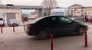 Bursa'da kaza sonrası sürücüler birbirine girdi