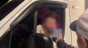 Bursa’da 2 otomobil çarpıştı: 9 kişi yaralı