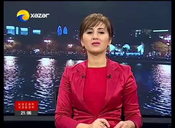 Xezer tv canli izle atv. Канал Xezer. Xezer xeber телеведущая. Азербайджанская телеведущая канала Xezer. Qaynana Xezer TV.
