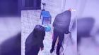 Yüzü maskeli silahlı teröristler güvenlik kamerasına yansıdı