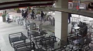 Bursa'da saygı duruşunda gözyaşlarını tutamadı