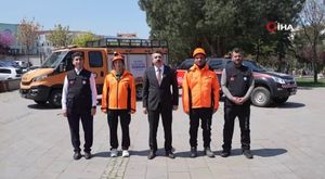 Bursa'da fırtınanın bilançosu ağırlaşıyor! Uçan çatı otobüsün üzerine düştü, ağaraçlar devrildi... (1)