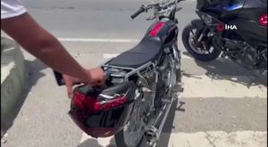 Adana'da minibüs hattı gerginliği yumruklu sopalı kavga kamerada