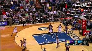 D`Angelo Russell Clutch Three Pointer -December 9, 2015 - Lakers vs. Timberwolves 