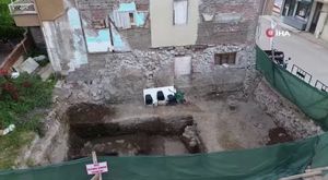 Esenyurt’ta 3 araçlı zincirleme kaza: 2 yaralı