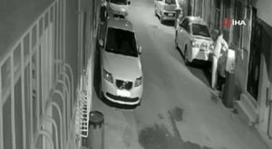 Bursa’da iki aracın kafa kafaya çarpıştığı anlar kamerada