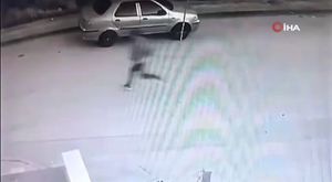 Bursa'da tazminatını vermeyen patronunu silahla vurdu