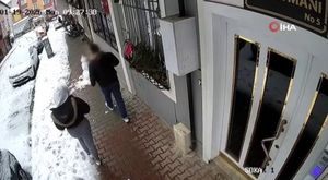 Kadınların tekme tokat kavgası kamerada