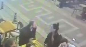 ANITKABİR'DE SLOGAN TERBİYESİZLİĞİ GELENEK HALİNE GELDİ