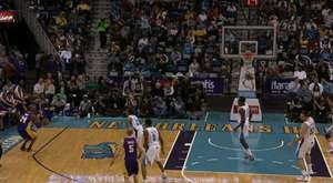 Jamal Crawford's AMAZING alley-oop to Blake Griffin!