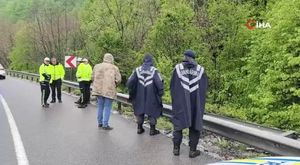 Bursa'da 1. kattan düşen çocuğu çuvallar korudu
