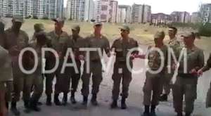 Necdet Özel'in askerleri PKK marşı söylüyor