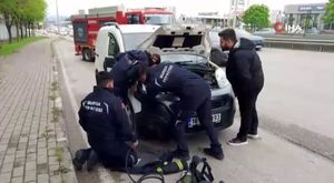 Bursa'da 1. kattan düşen çocuğu çuvallar korudu