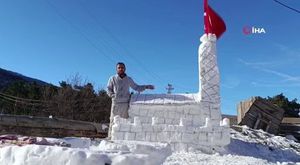Eşi boşanmak isteyince evi ateşe verdi