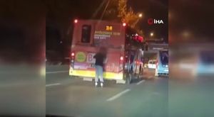Bursa'daki zincirleme kaza güvenlik kamerasına yansıdı! -2